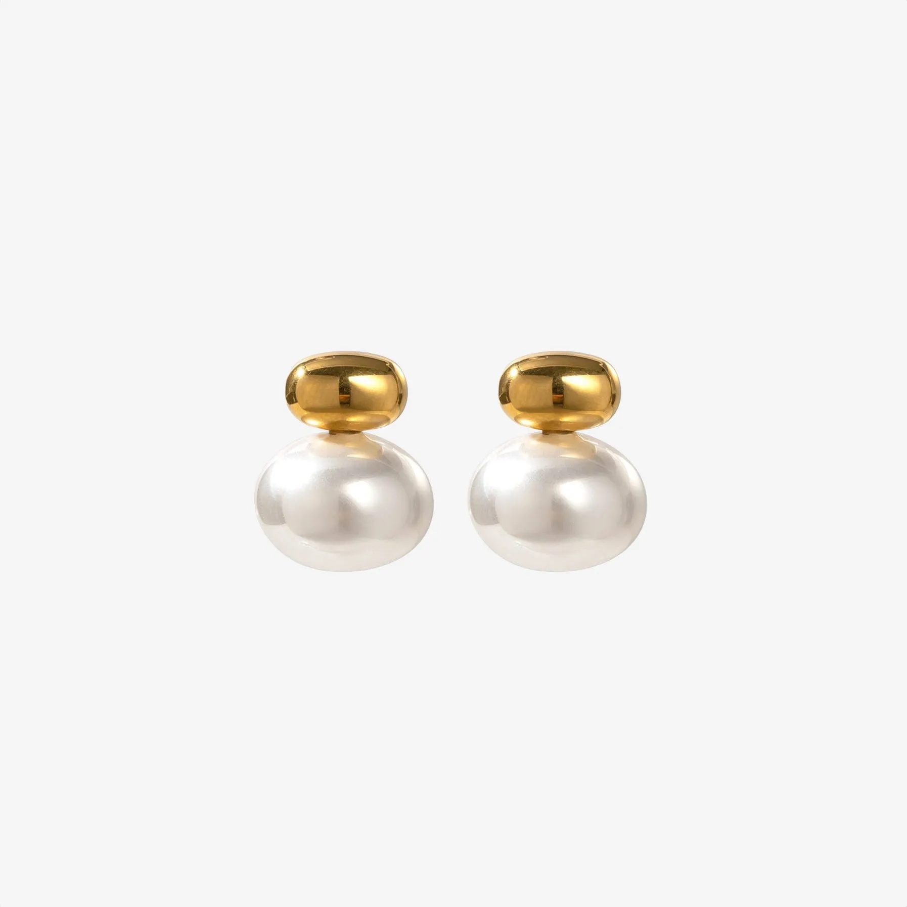 Bold Pearl Earrings