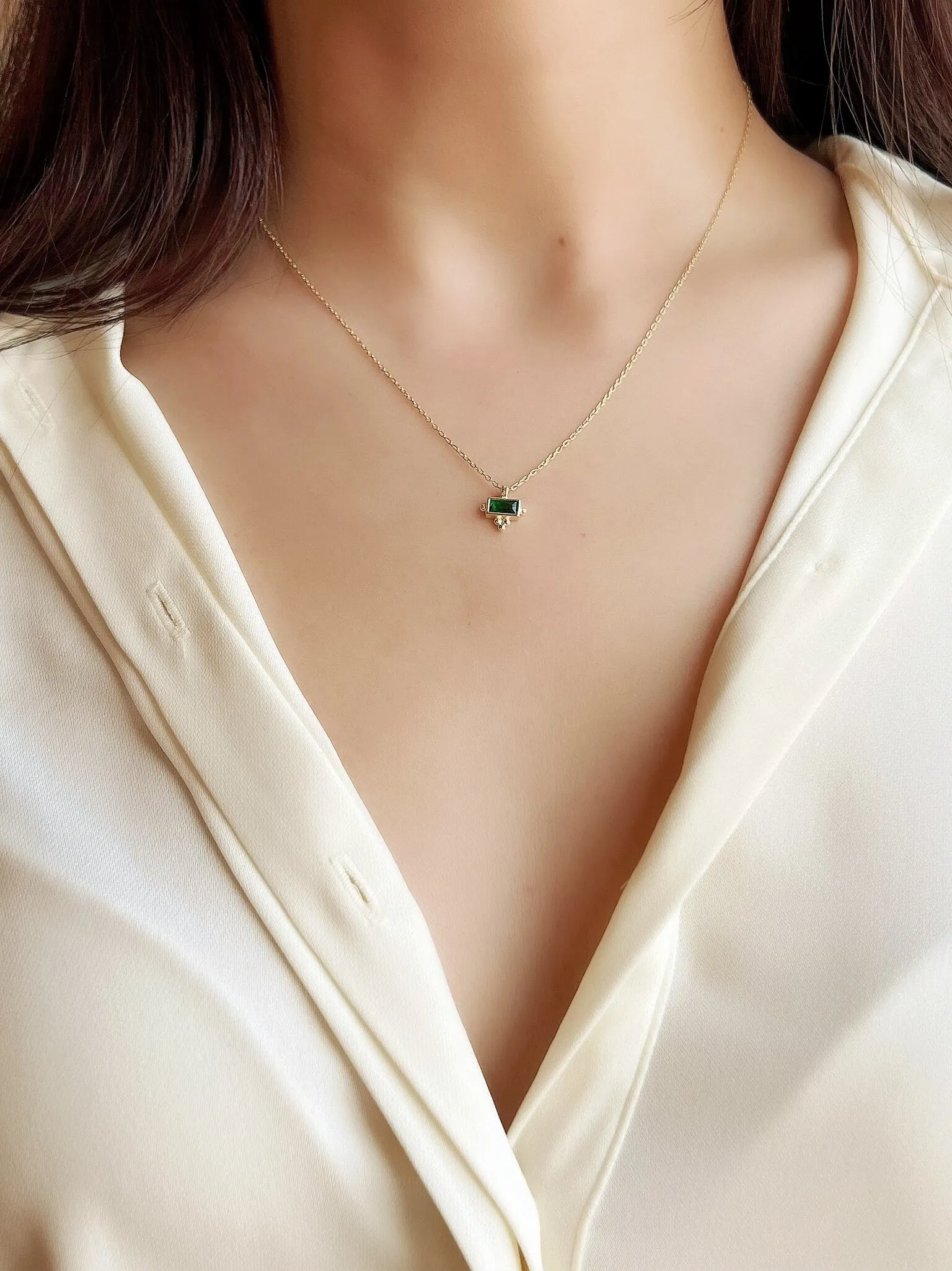 Emerald Necklace | Minimalist Gold Necklaces | Dainty Gold Necklaces | Sterling Silver Necklaces | Trend Necklaces | Mothers Day Gift