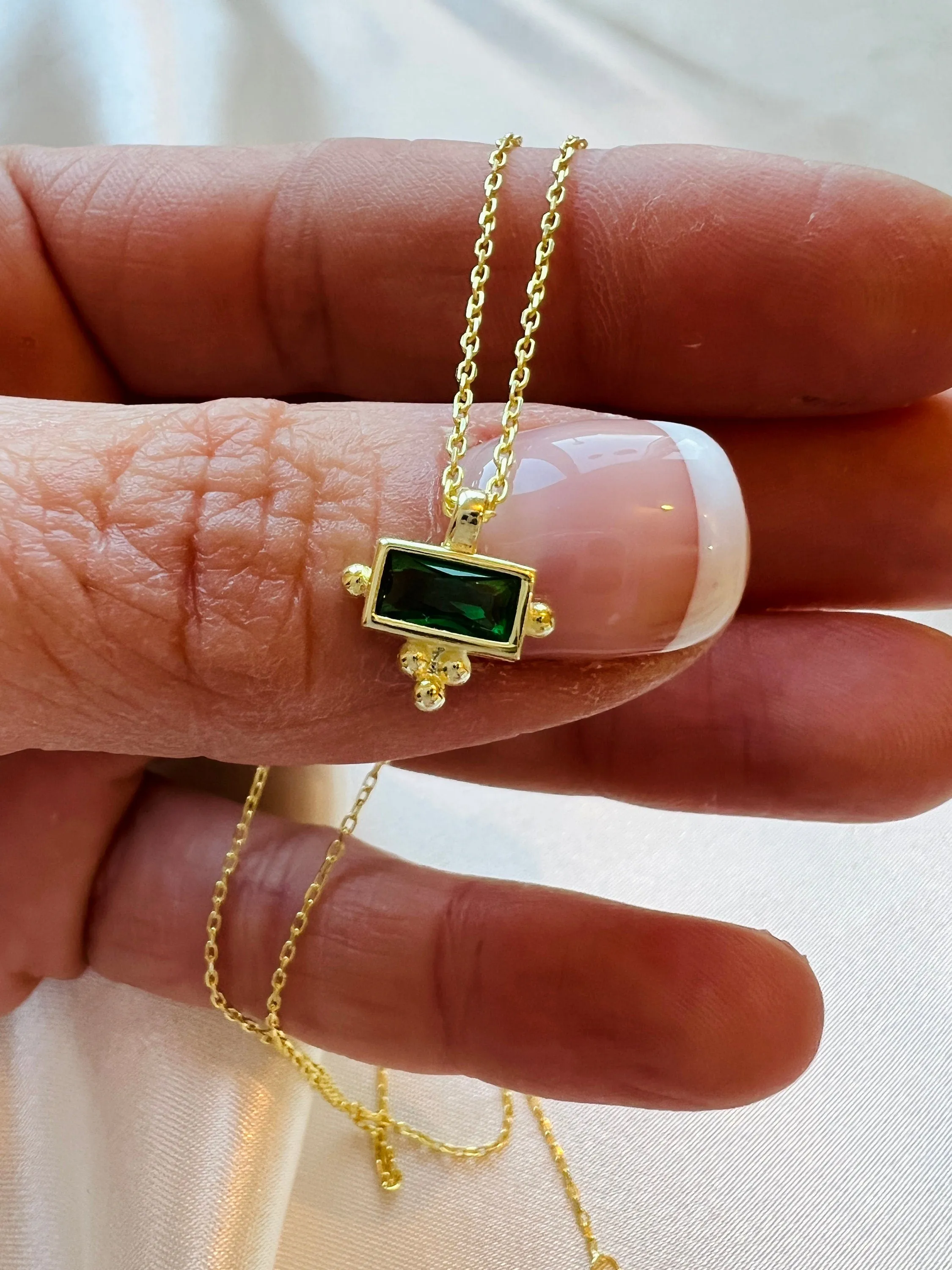 Emerald Necklace | Minimalist Gold Necklaces | Dainty Gold Necklaces | Sterling Silver Necklaces | Trend Necklaces | Mothers Day Gift