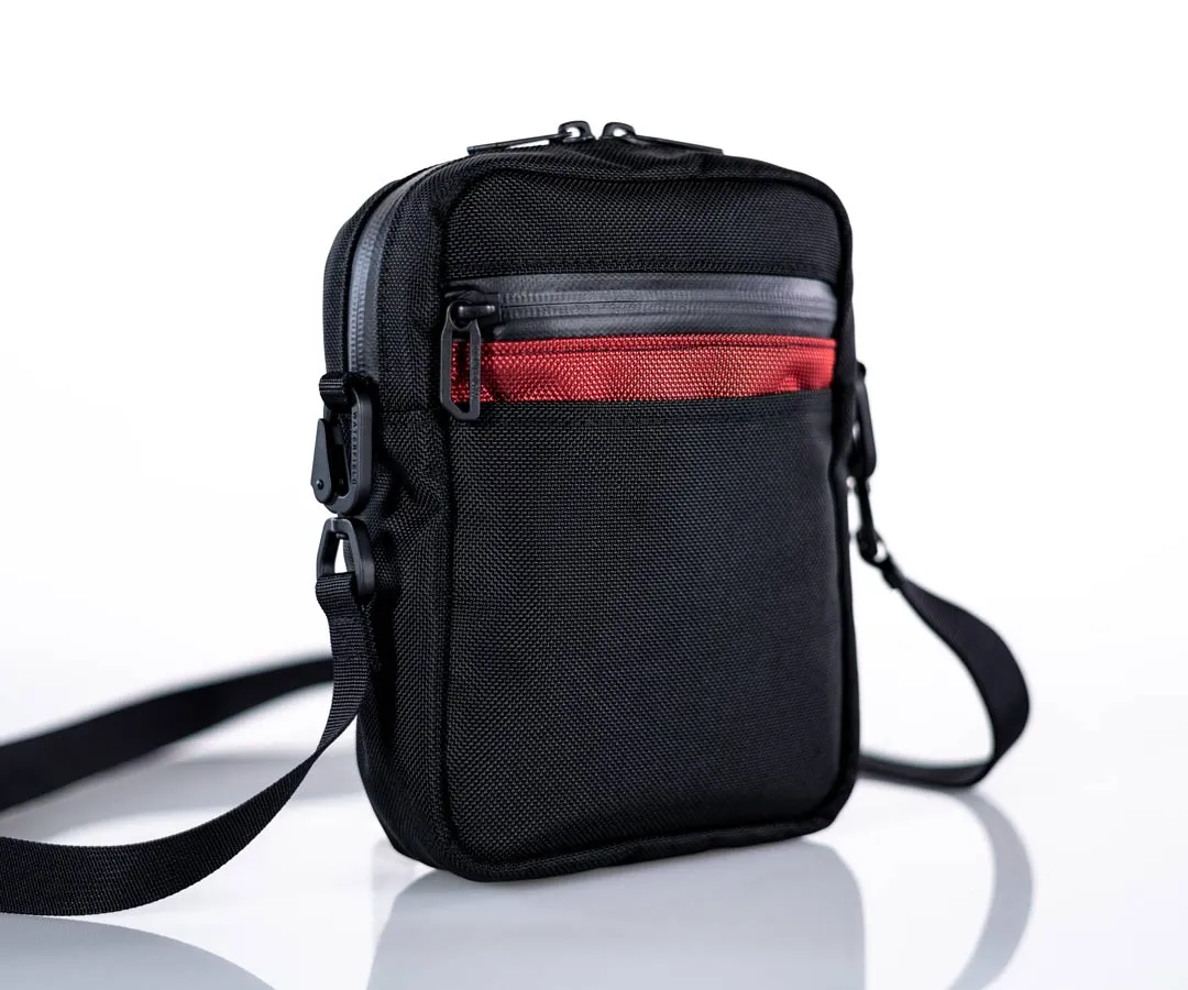 Essential Crossbody Pouch