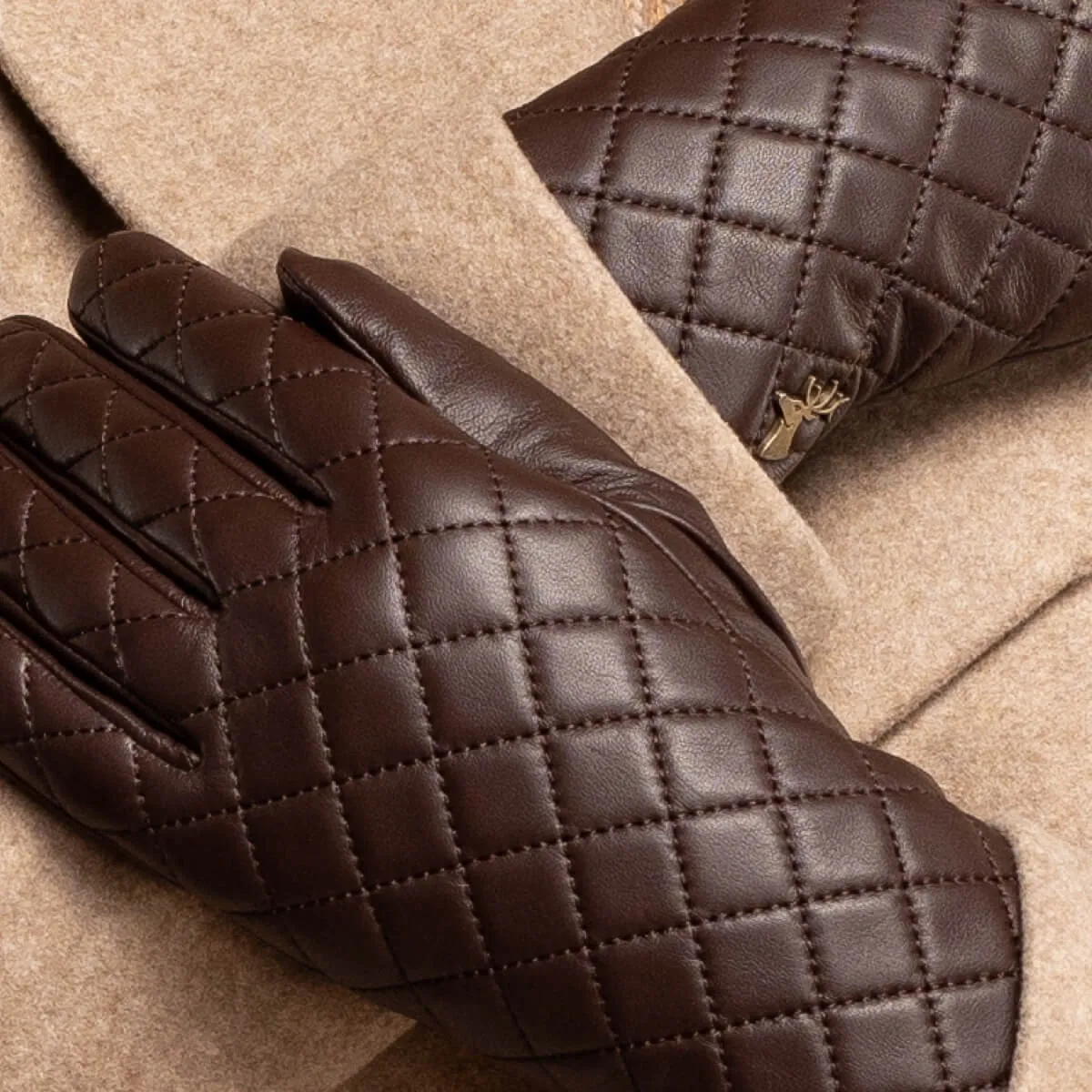 Kira (brown) - sheepskin leather gloves with wool/cashmere lining & touchscreen feature