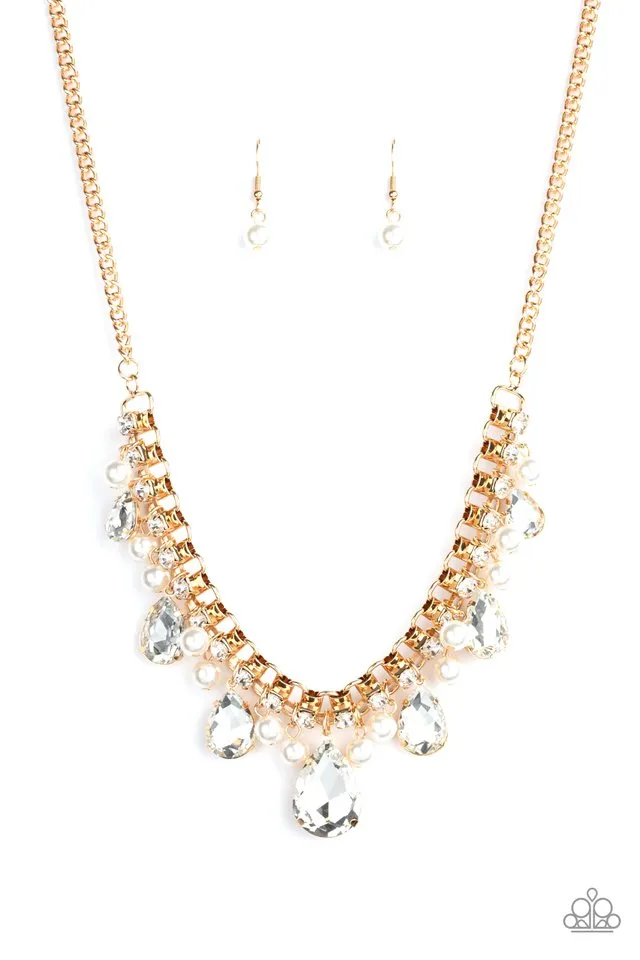 Paparazzi Necklace ~ Knockout Queen - Gold